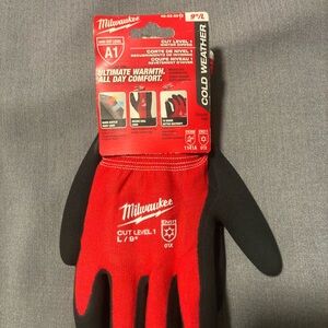 Milwaukee Red and Black Men's Gloves